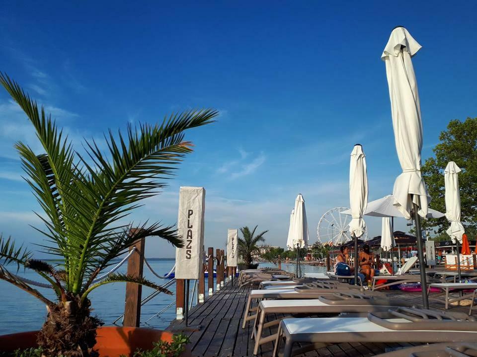 Sosto Apartman Siófok Zewnętrze zdjęcie